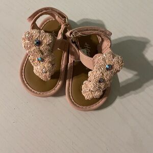 Hot cakes baby shoes